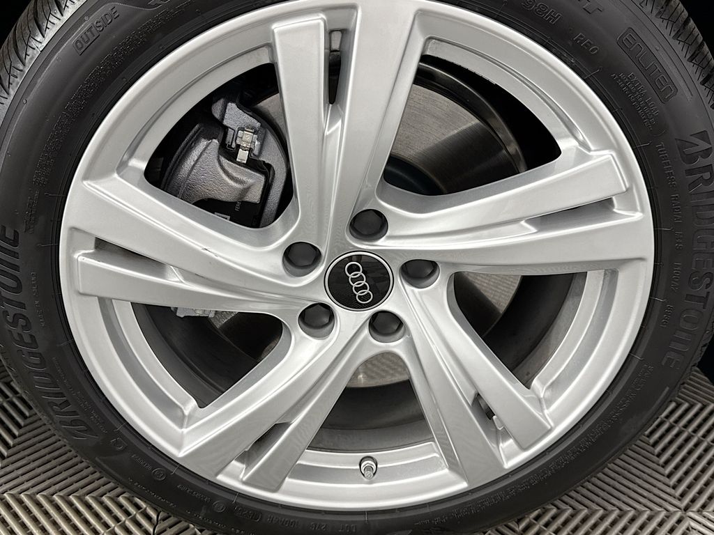 Thumbnail: 2025 Audi A5 - 30