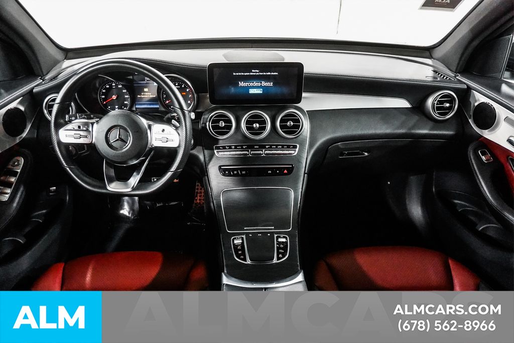 Used 2022 White Mercedes-Benz GLC 300 image 17
