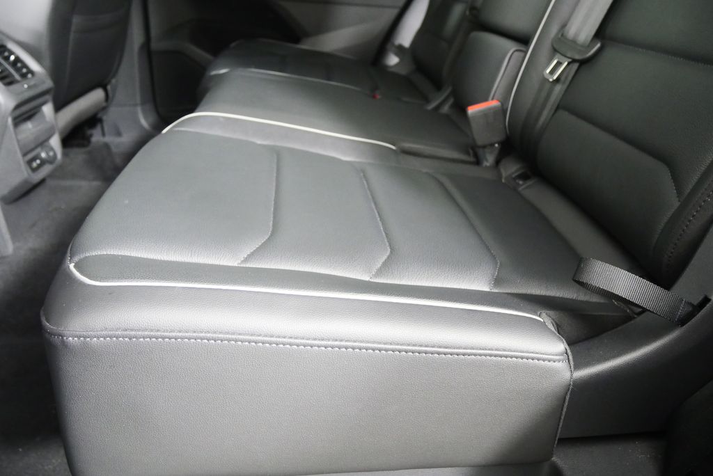 Thumbnail: 2019 Volkswagen Tiguan - 15