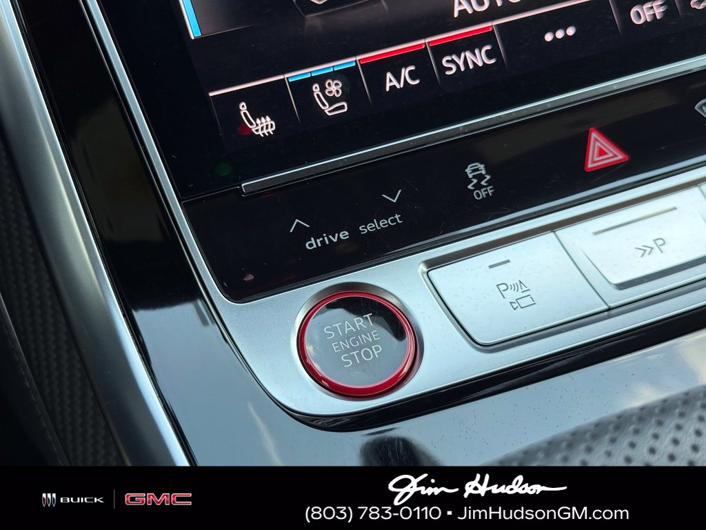 2025 Audi RS Q8 performance 4.0T White - Jim Hudson Acura - Image 34