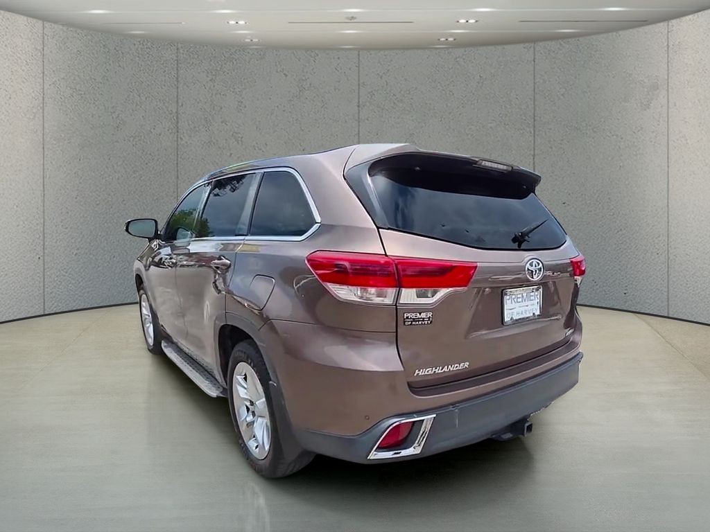 Used 2019 Toyota Highlander SUV