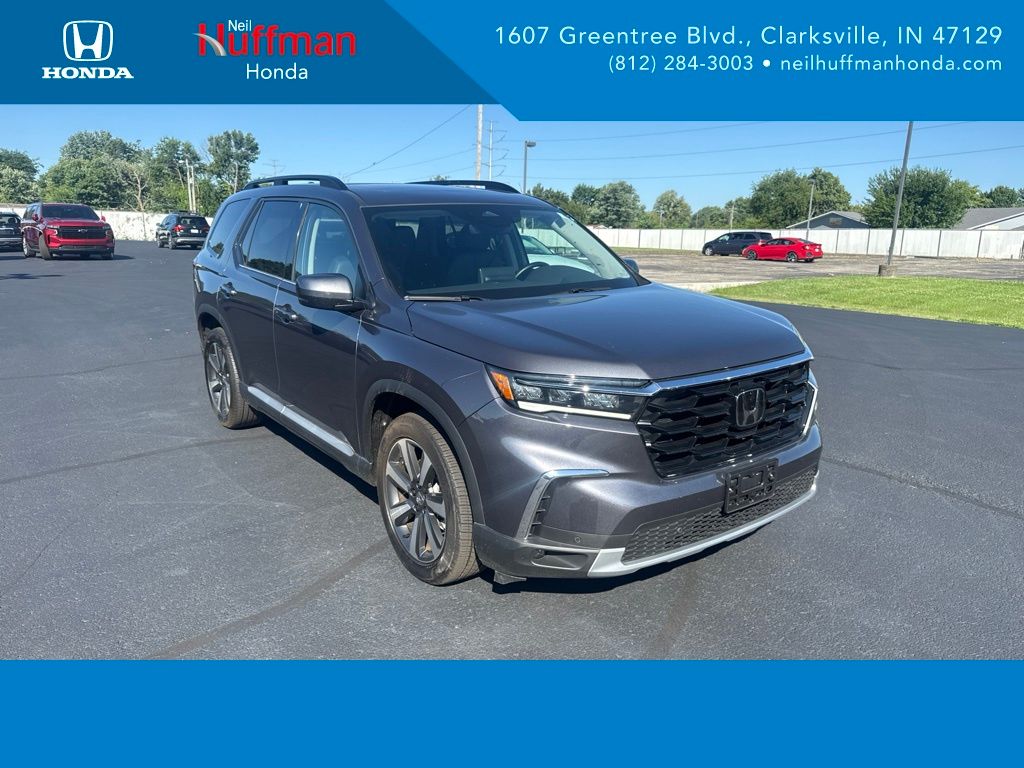 Gray (Modern Steel Metallic) 2025 Honda Pilot SUV / Crossover All-Wheel Drive Automatic