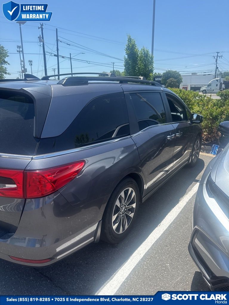 2024 Honda Odyssey EX-L's photo