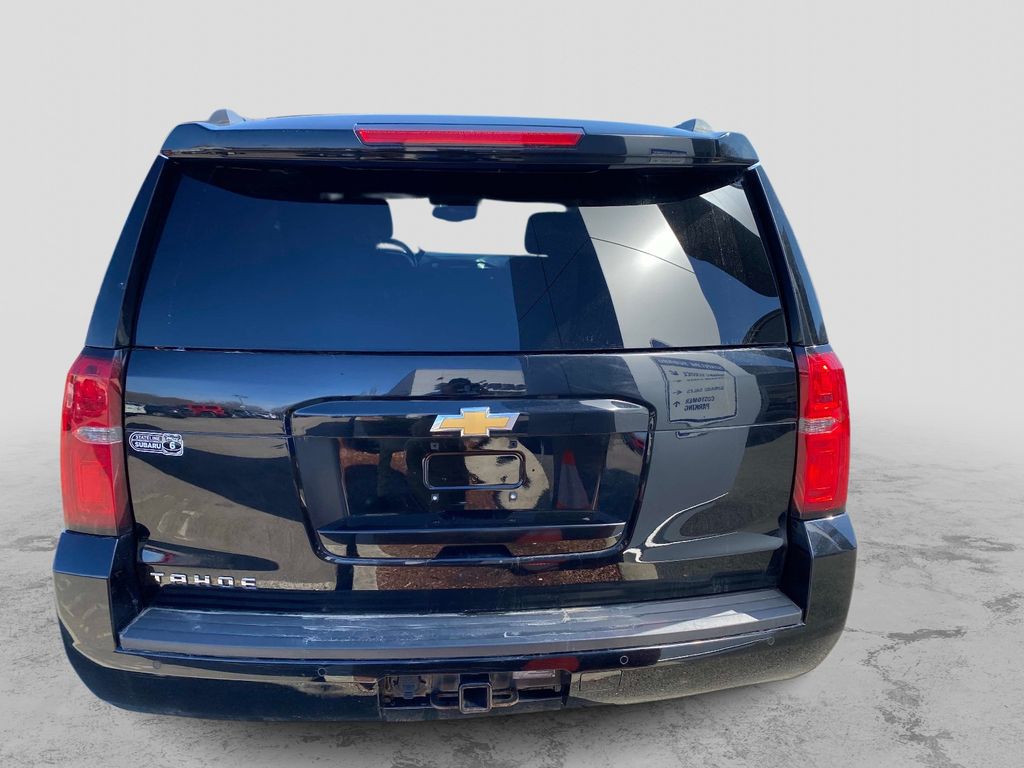 View vehicle photo 6