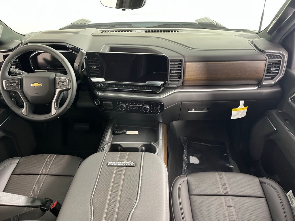 Thumbnail: 2026 Chevrolet Silverado 3500 - 18