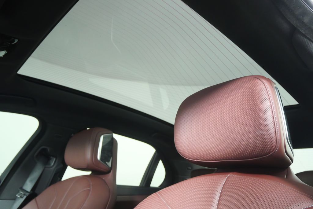 Thumbnail: 2023 BMW 7 Series - 10