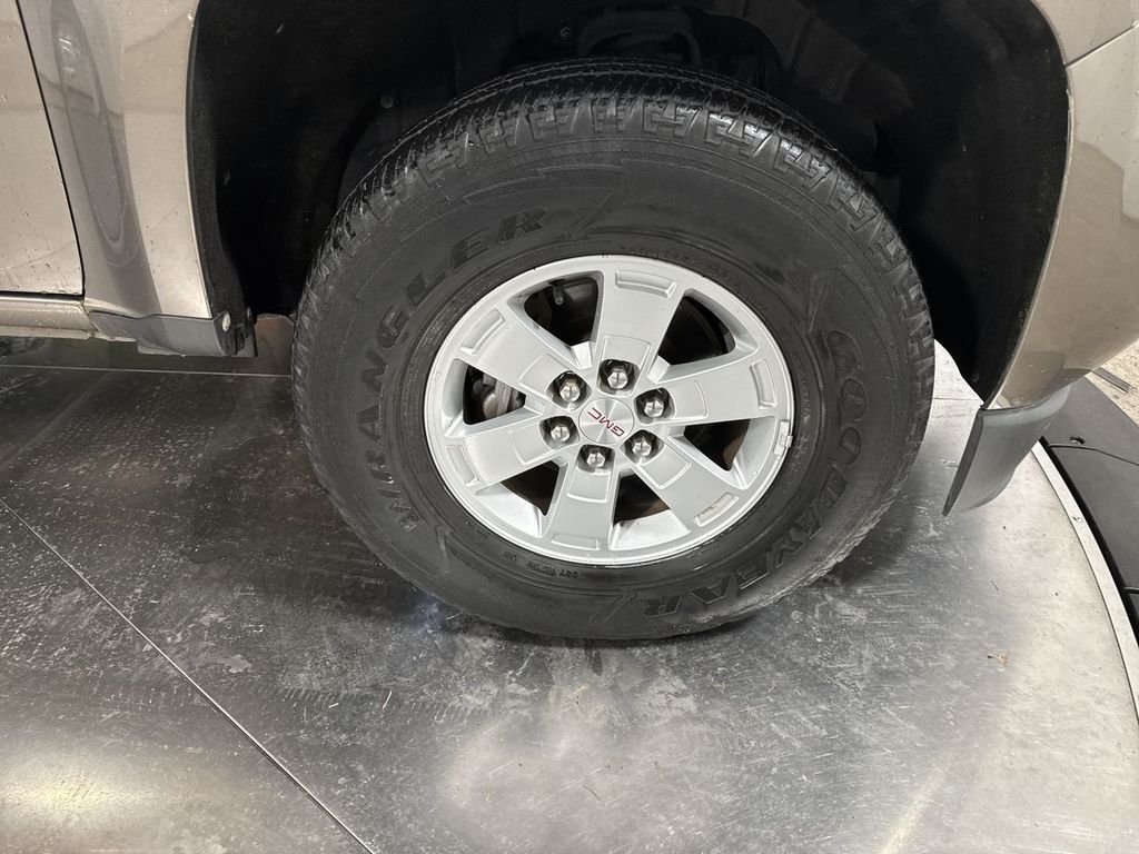 used 2015 GMC Canyon car, priced at $16,835