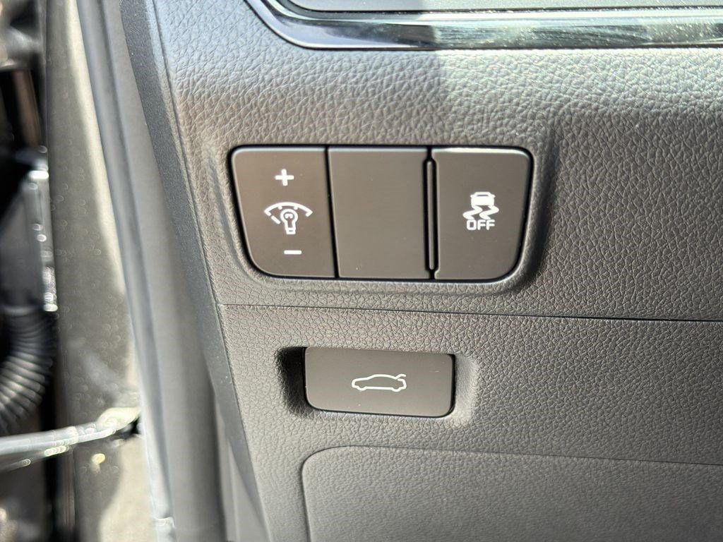 Used 2025 Kia K5 Sedan