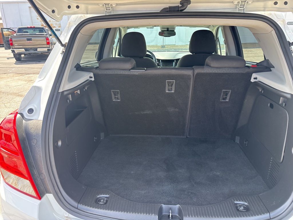 Used 2021 Chevrolet Trax SUV