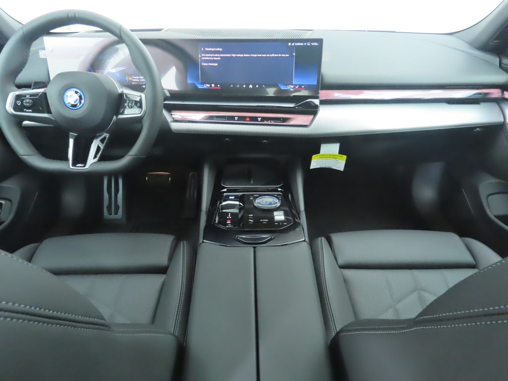 Thumbnail: 2024 BMW i5 - 13
