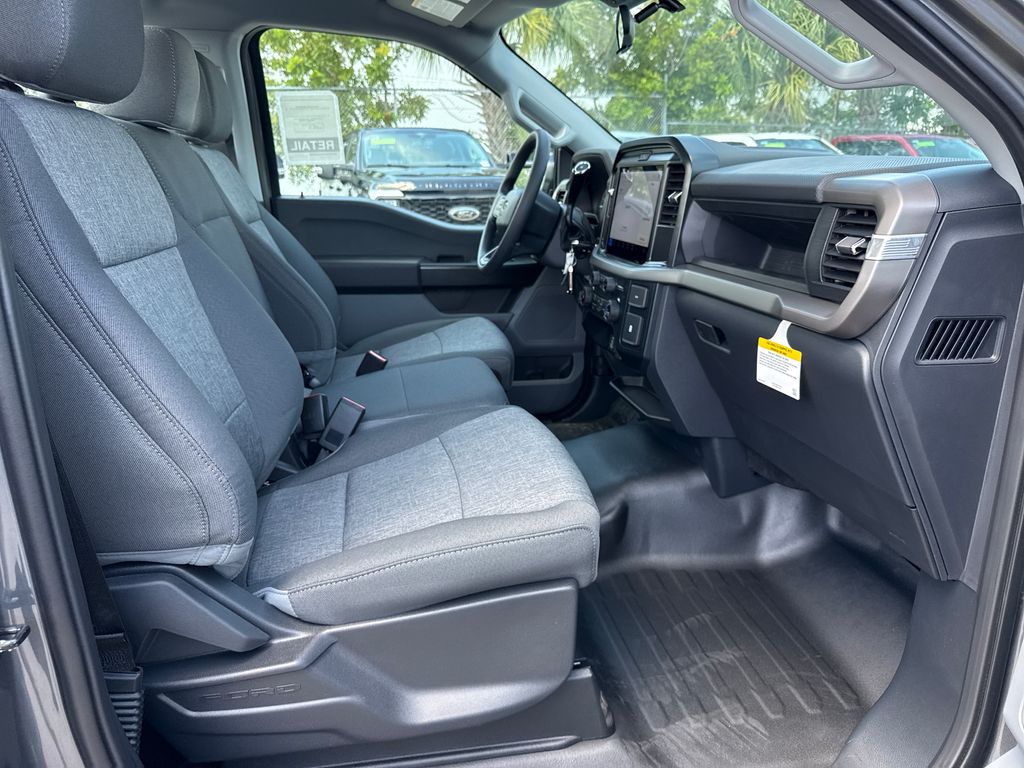 New 2026 Gray Ford XL image 21