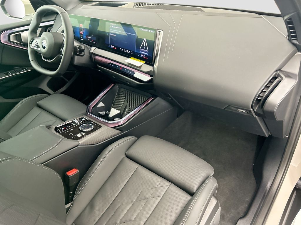 Thumbnail: 2026 BMW X3 - 16