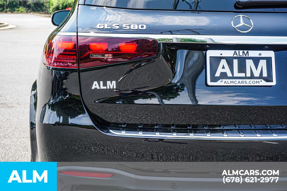 Used 2024 Black Mercedes-Benz GLS 580 image 12