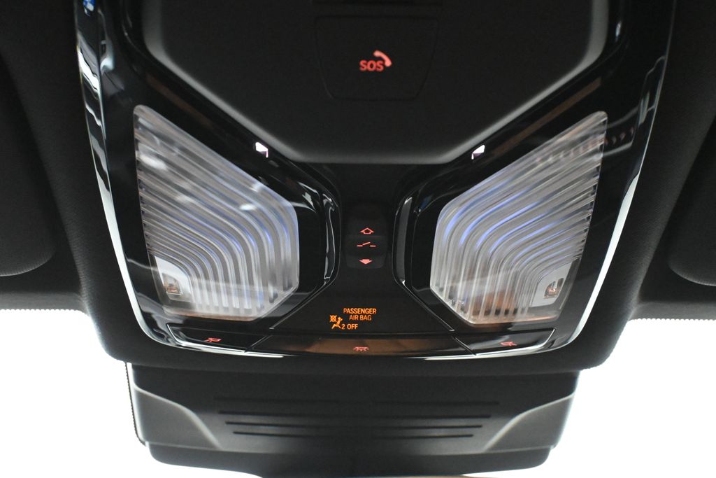 Thumbnail: 2027 BMW X6 - 19