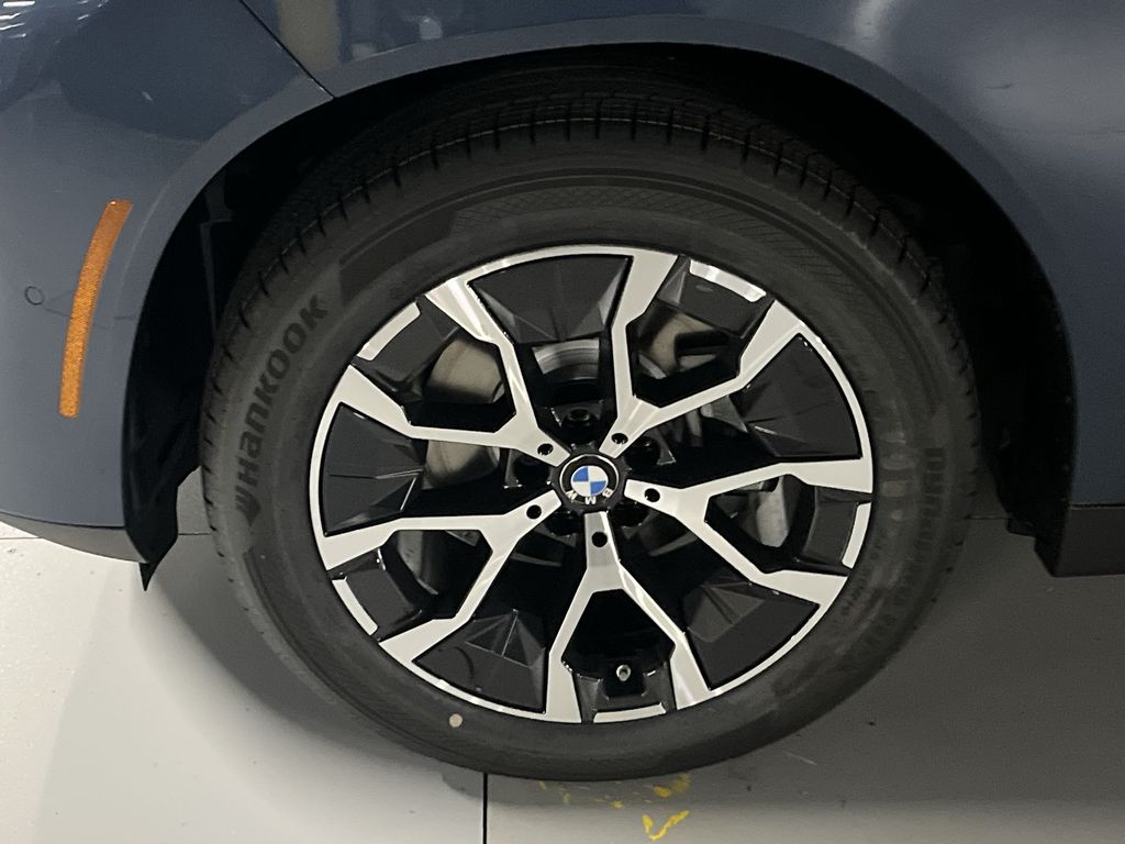 Thumbnail: 2026 BMW X3 - 10