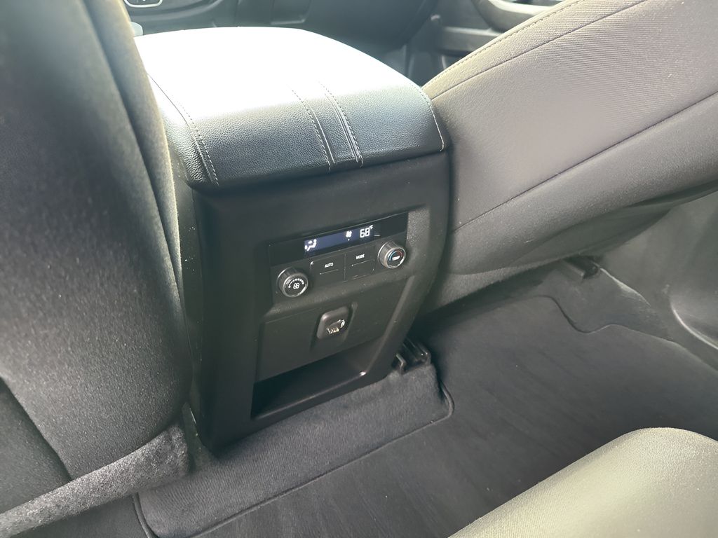 Used Car 2023 Chevrolet Traverse  Lt For Sale Under $25,000 In Austin, Texas