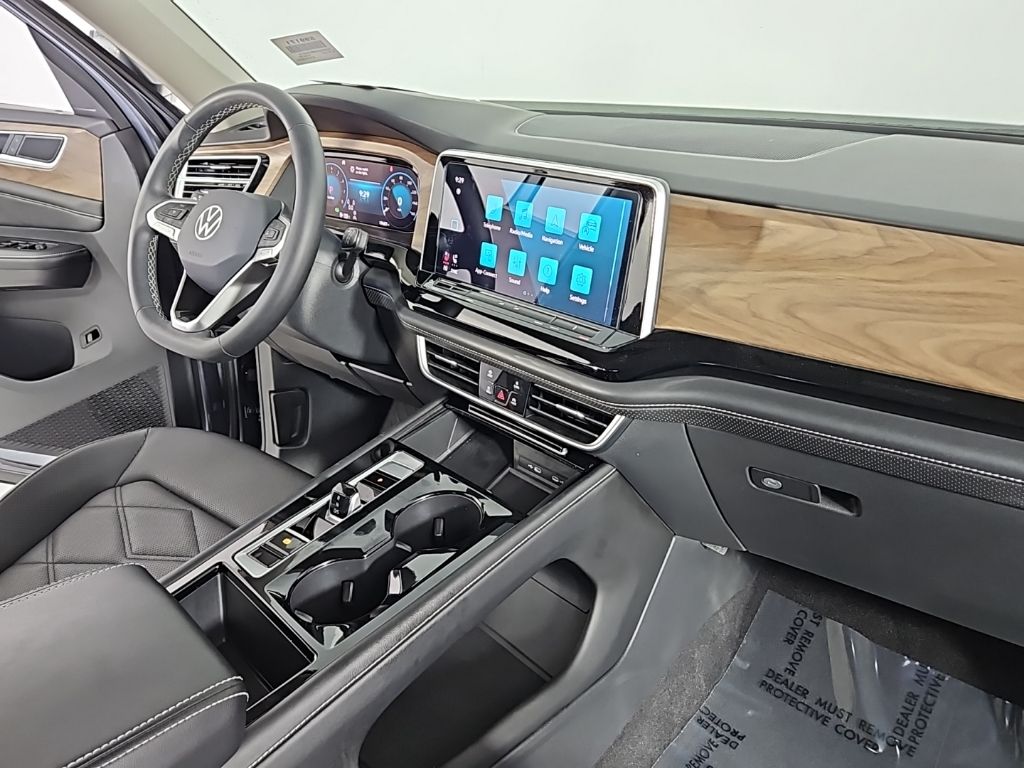 Thumbnail: 2024 Volkswagen Atlas - 13