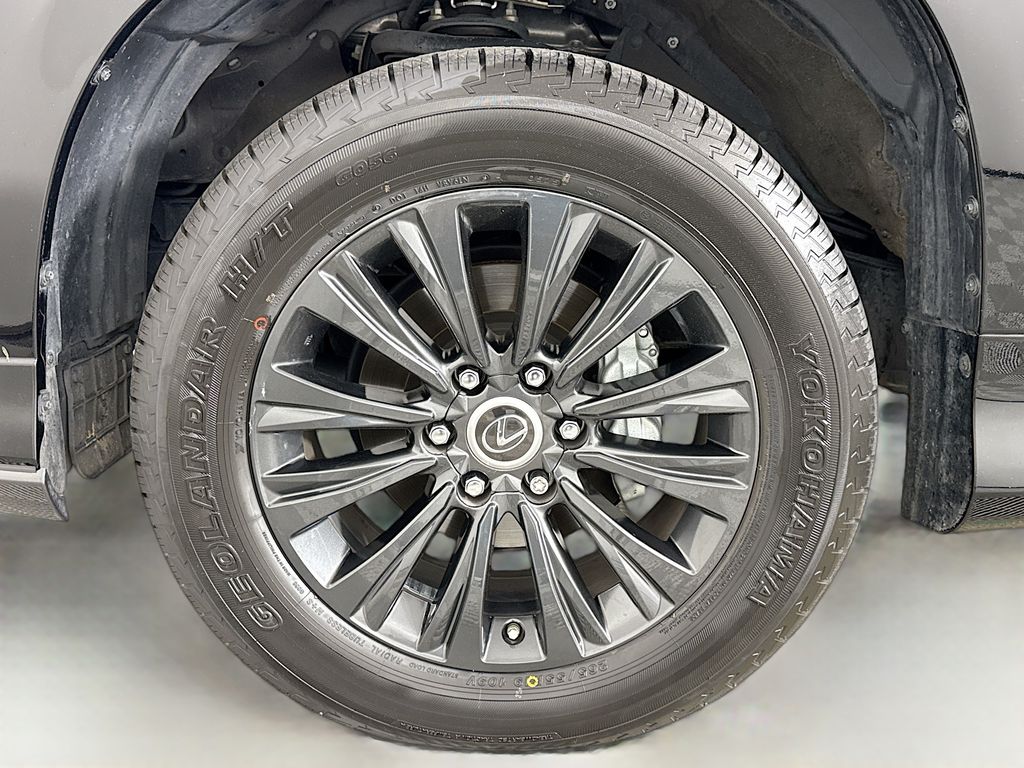 2023 Lexus GX 460 Luxury 32