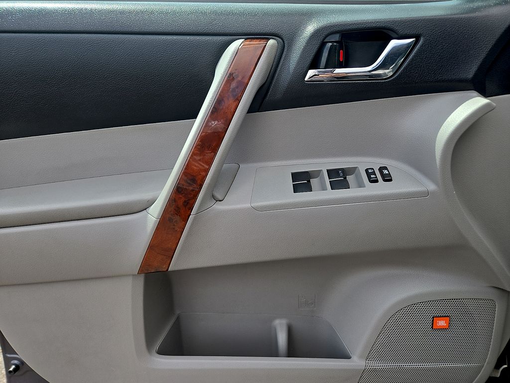 2012 Toyota Highlander