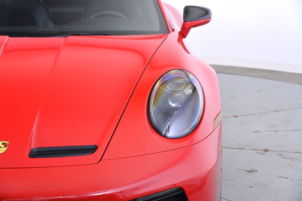 Thumbnail: 2022 Porsche 911 - 12