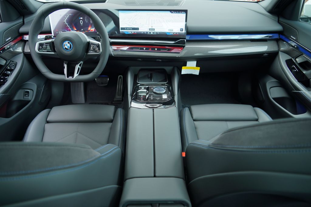 Thumbnail: 2027 BMW 5 Series - 23