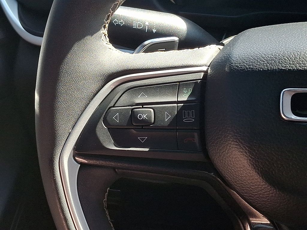 2023 Jeep Grand Cherokee Altitude X White/off-white at Carlisle Cadillac Buick GMC