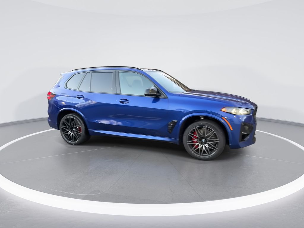 2025 BMW X5 M Competition 9