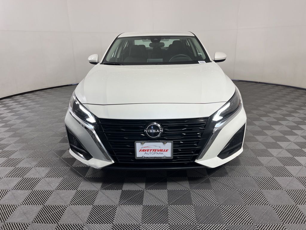 2023 Nissan Altima SV 7