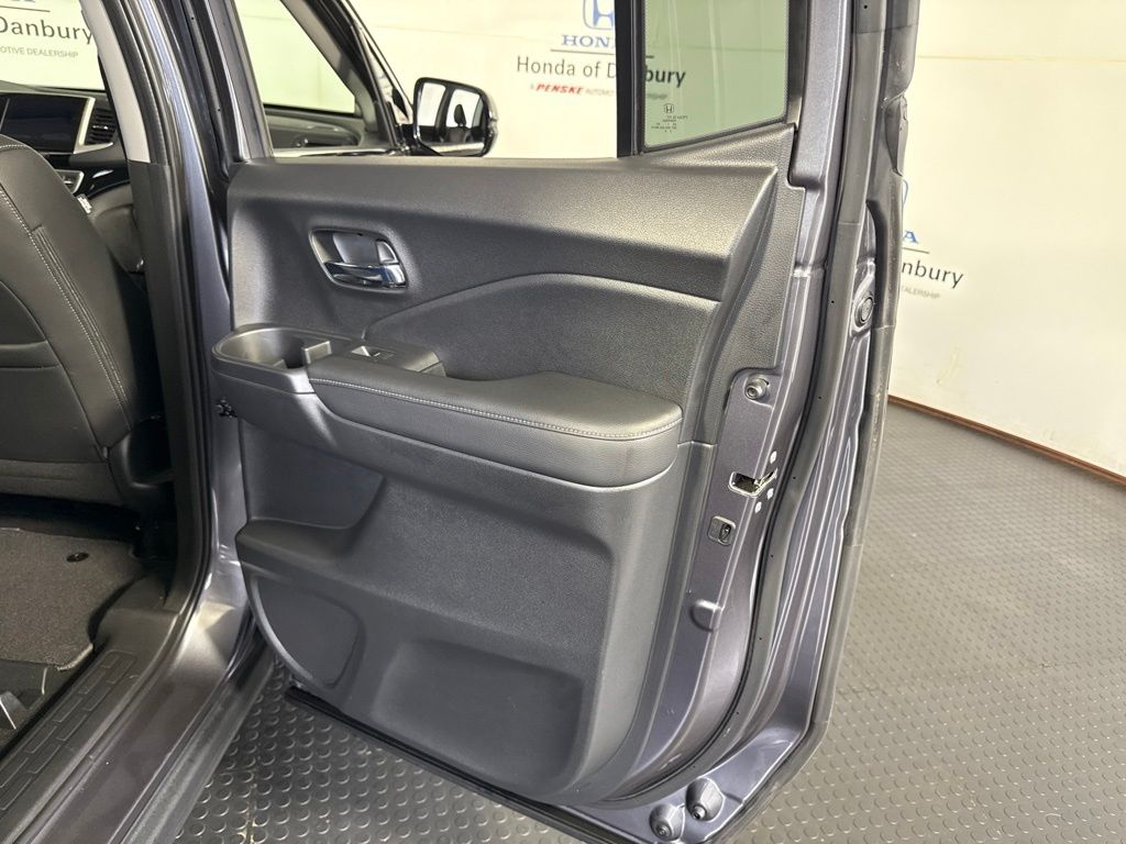 Thumbnail: 2018 Honda Ridgeline - 7