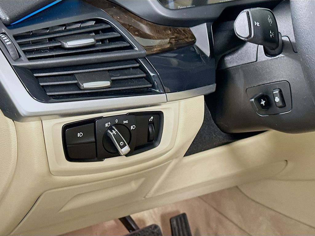 Thumbnail: 2014 BMW X5 - 10