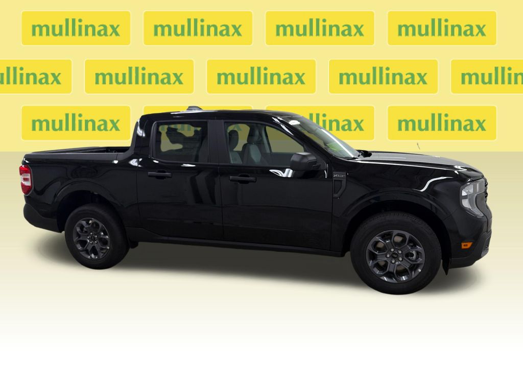 New 2026 Black Ford XLT image 2