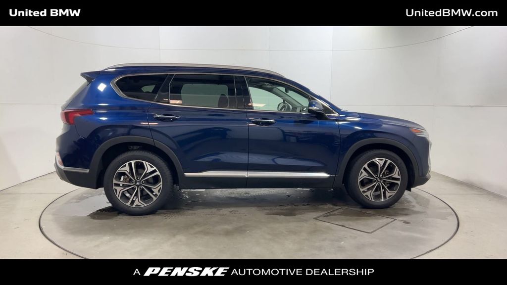Thumbnail: 2019 Hyundai Santa Fe - 9
