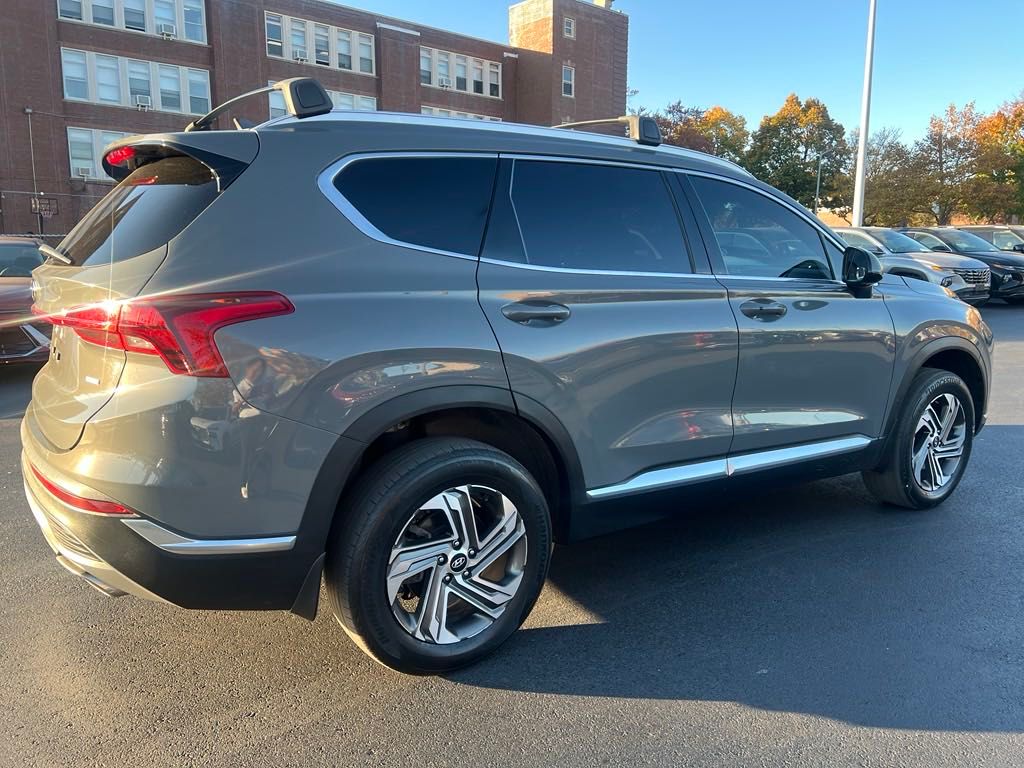 2022 Hyundai Santa Fe SEL 5