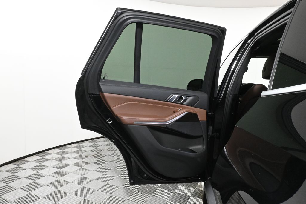 Thumbnail: 2023 BMW X5 - 30