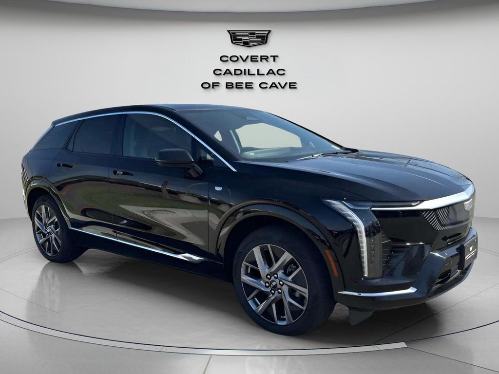 2025 Cadillac OPTIQ Luxury 1