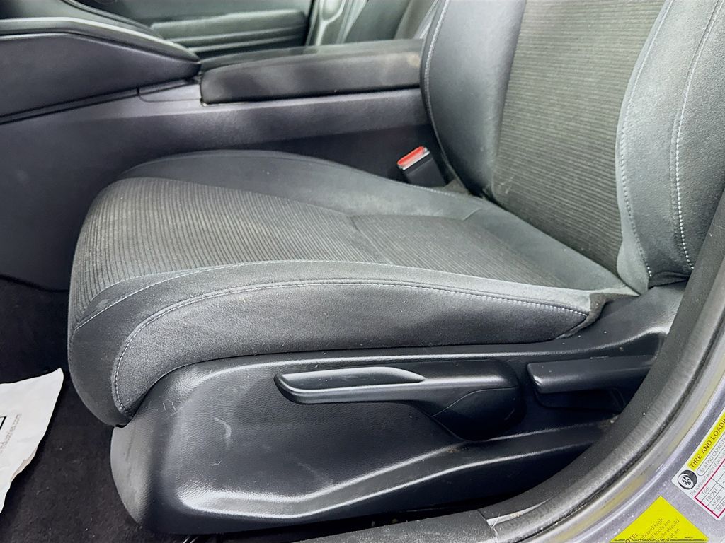 Used Car 2022 Honda Insight  Ex For Sale Under $20,000 In Austin, Texas