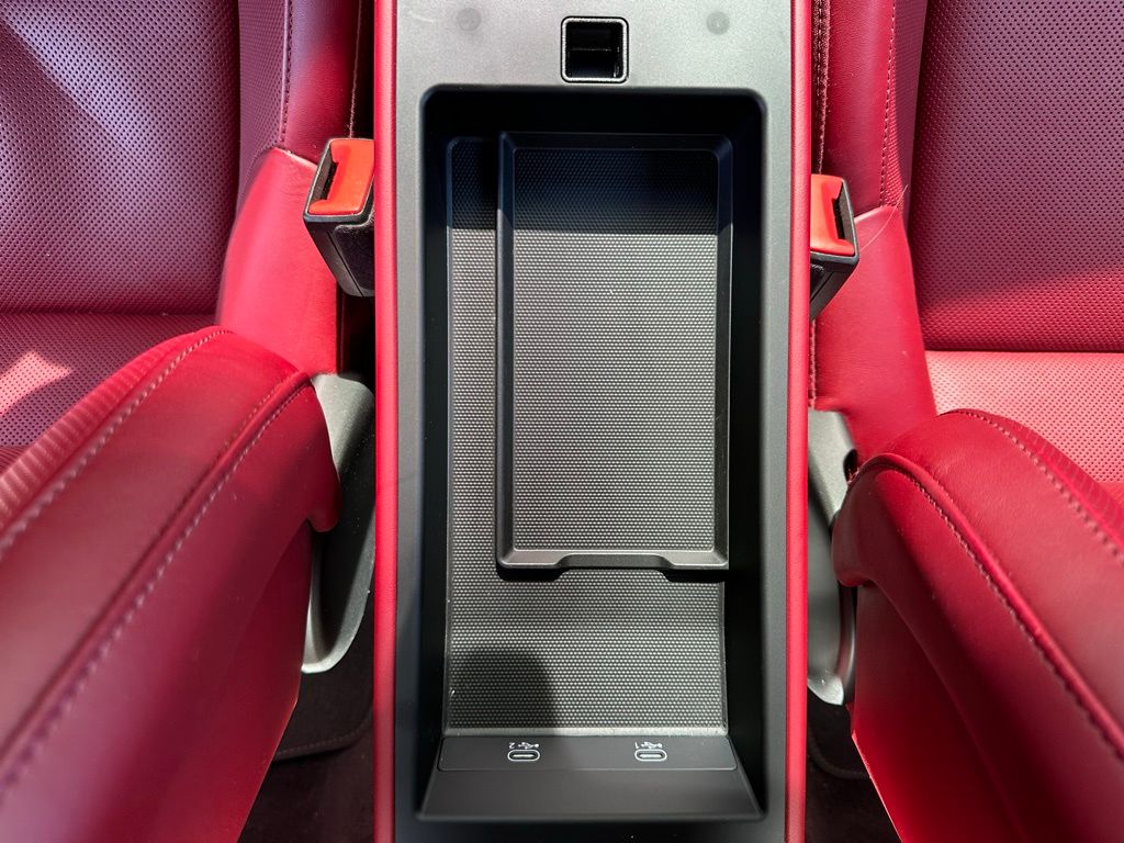 Thumbnail: 2023 Porsche 911 - 26