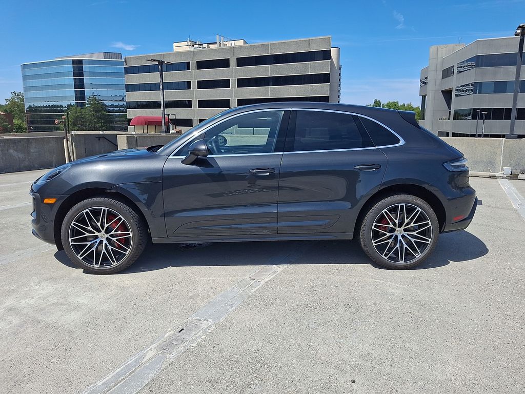Thumbnail: 2026 Porsche Macan - 11