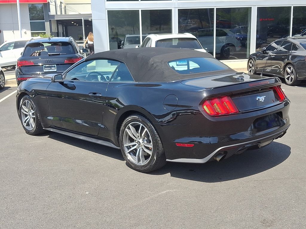 2016 Ford Mustang  6