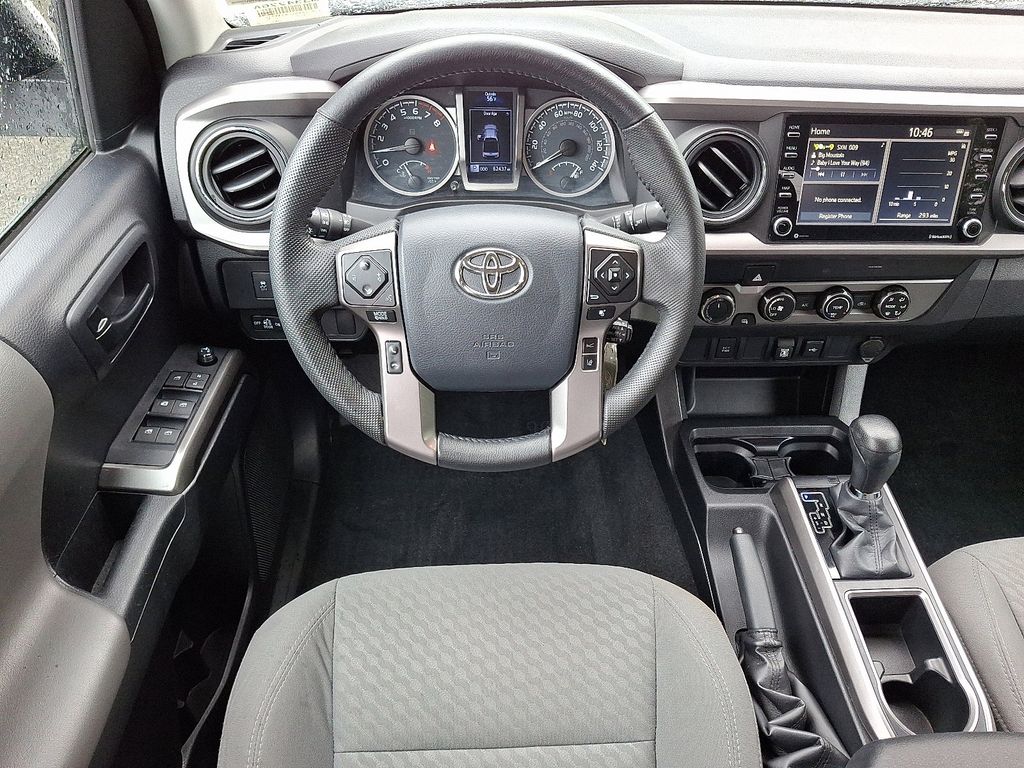2020 Toyota Tacoma SR5 11