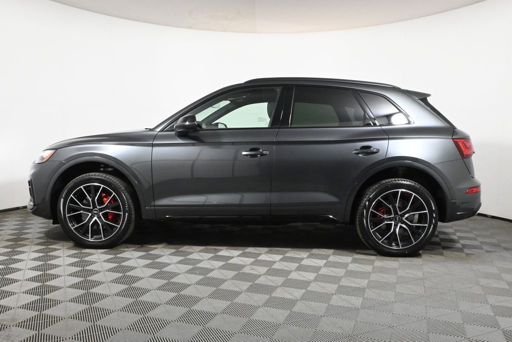 2025 Audi SQ5  2