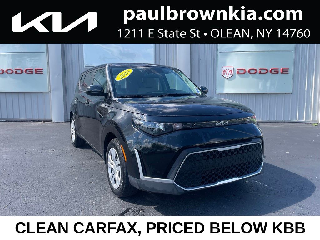  2025 Kia Soul LX FWD   
