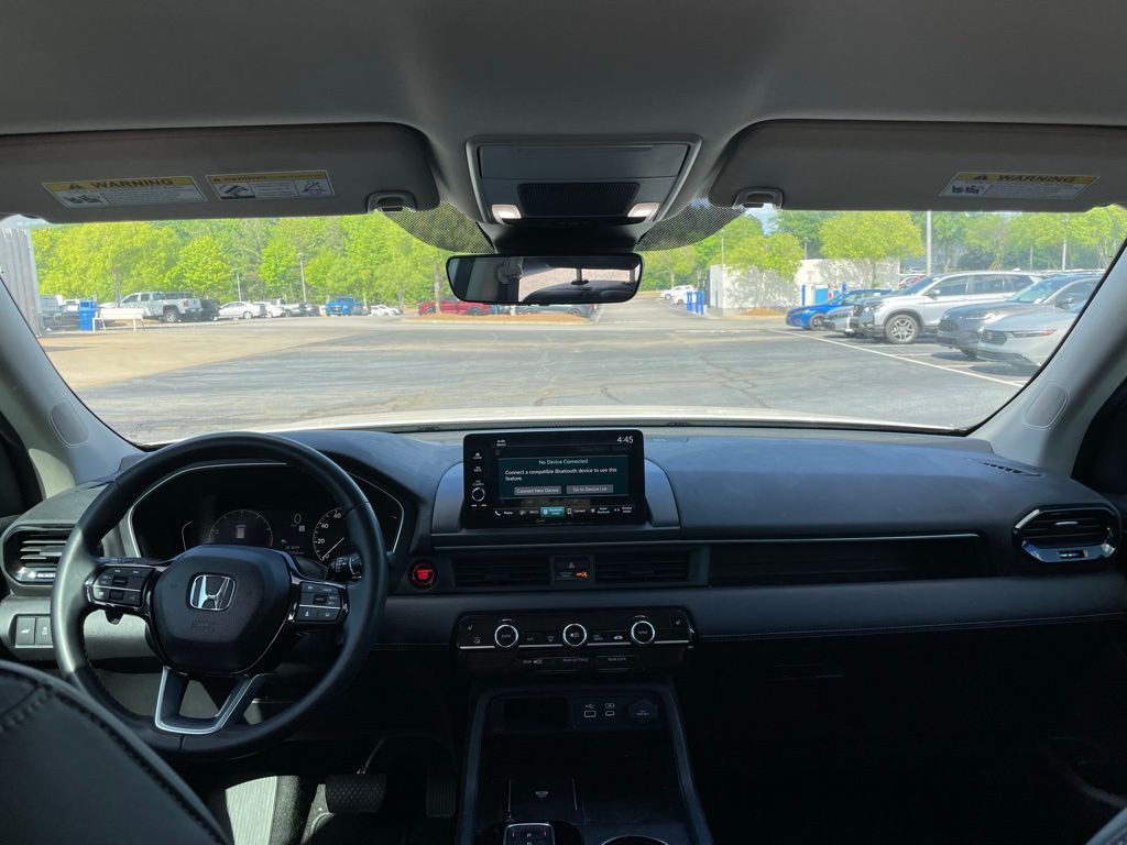 Thumbnail: 2023 Honda Pilot - 5