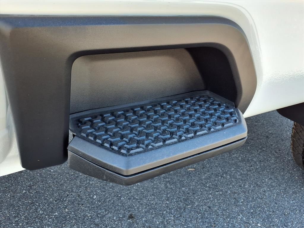 ChevroletSilverado 2500HD23