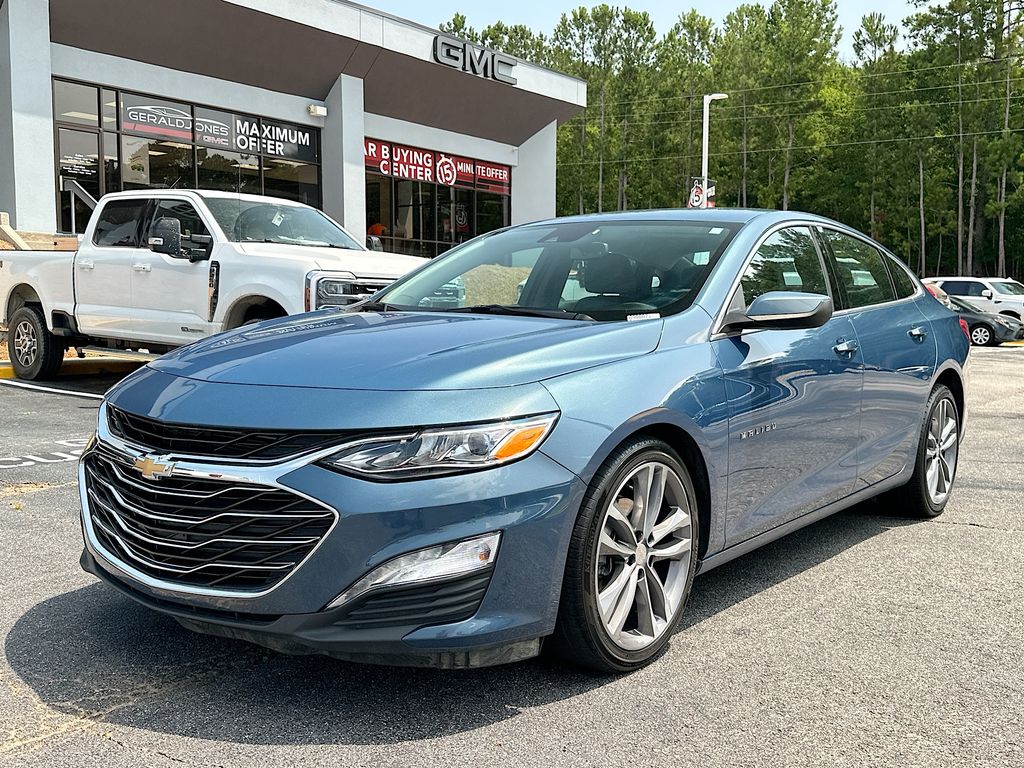 Lakeshore Blue Metallic 2024 Chevrolet Malibu Sedan Front-Wheel Drive Continuously Variable Transmission