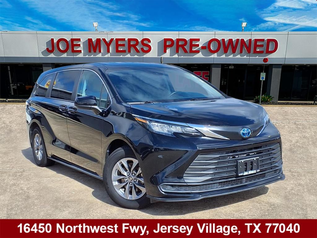 2023 Toyota Sienna LE Black at Monument Chevrolet