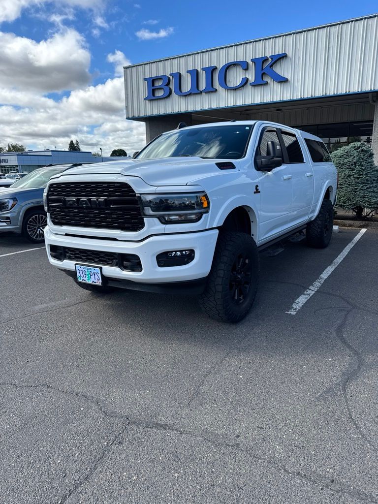 Bright White Clearcoat 2024 RAM 2500 Pickup Truck Four-Wheel Drive 6-Speed Automatic