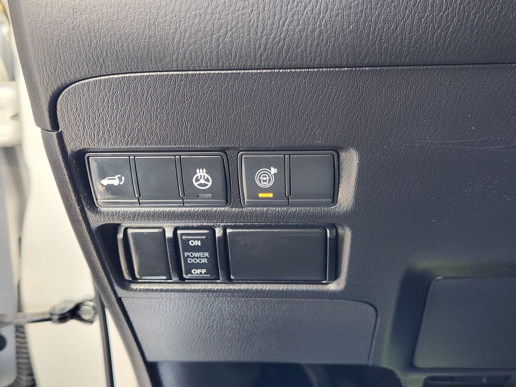 2022 Nissan Armada Platinum Silver at Bravo Nissan