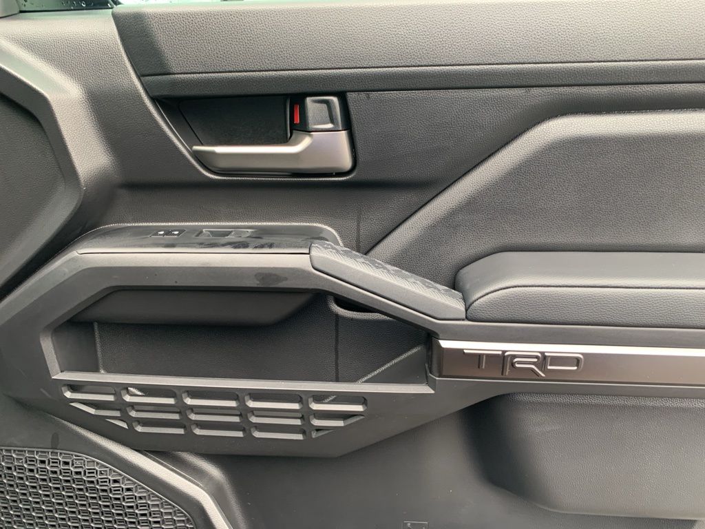 2025 Toyota Tacoma TRD Off-Road Double Cab photo 19