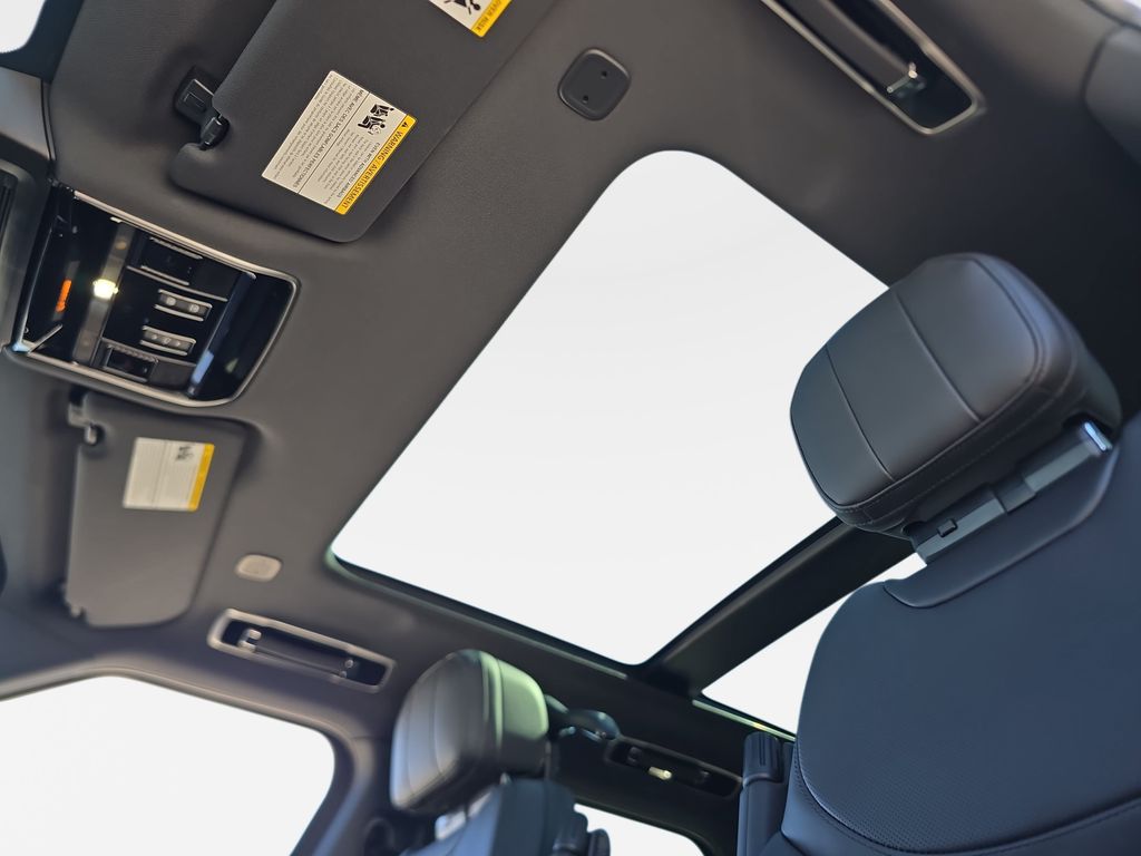 New 2026 Gray Land Rover Dynamic SE image 31